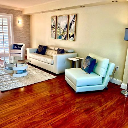 Deluxe Waterfront One Bedroom Apartment With Miami Skyline View, Free Parking 5 Mins Drive To Маями Бийч Екстериор снимка