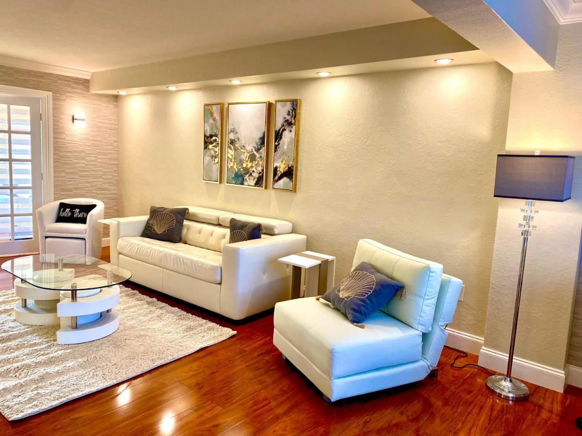 Deluxe Waterfront One Bedroom Apartment With Miami Skyline View, Free Parking 5 Mins Drive To Маями Бийч Екстериор снимка