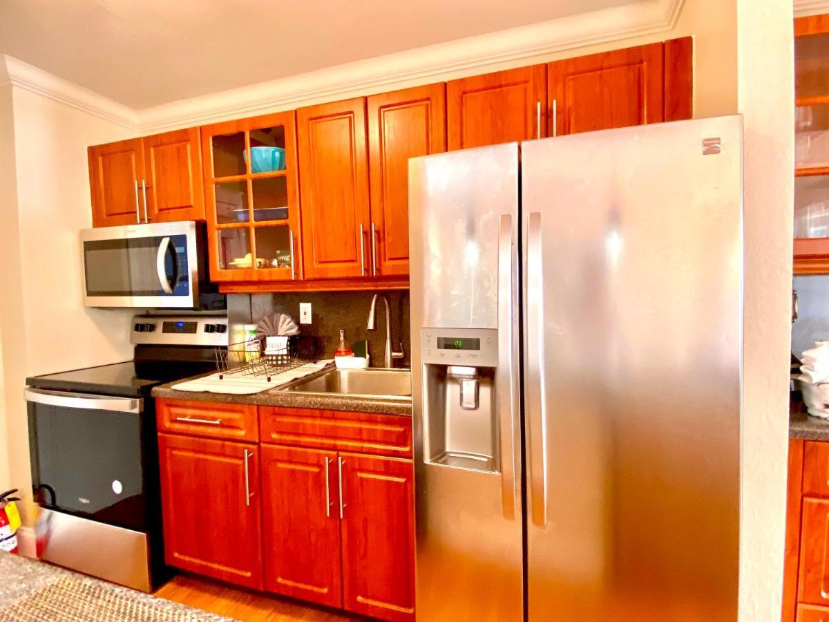 Deluxe Waterfront One Bedroom Apartment With Miami Skyline View, Free Parking 5 Mins Drive To Маями Бийч Екстериор снимка