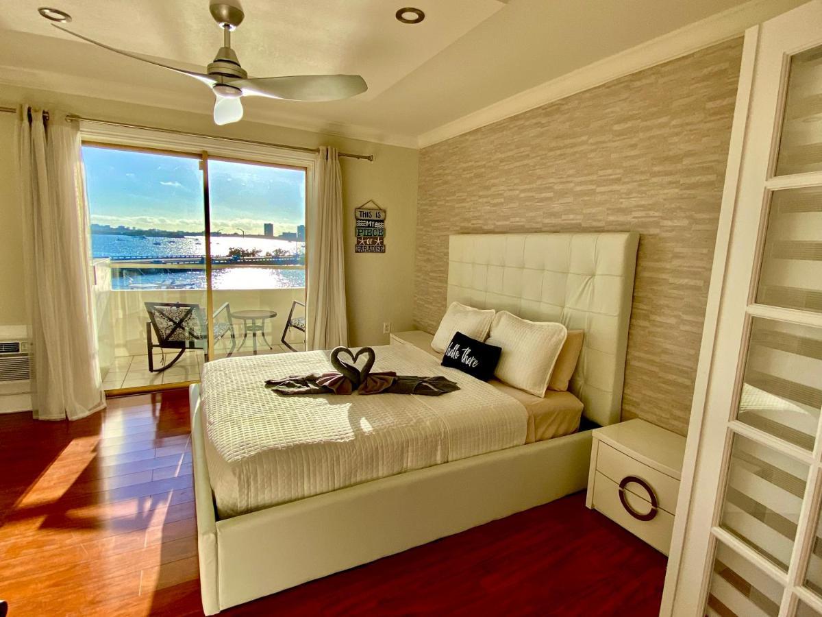 Deluxe Waterfront One Bedroom Apartment With Miami Skyline View, Free Parking 5 Mins Drive To Маями Бийч Екстериор снимка