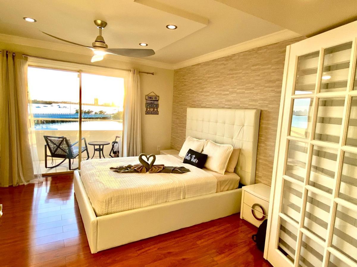 Deluxe Waterfront One Bedroom Apartment With Miami Skyline View, Free Parking 5 Mins Drive To Маями Бийч Екстериор снимка